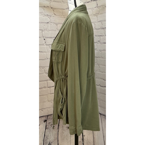 Torrid Women's Army Green Drape Front Utility Jacket (Size 0 L/12) - Picture 3 of 10